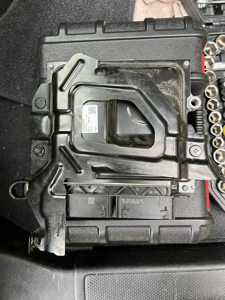 Denso MB17 ECU Volvo XC40